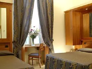 Pensión Dama Private 4*