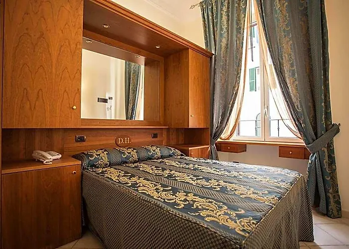 Dama Private Pensión 4*