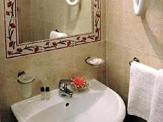 Pensión Dama Private 4*