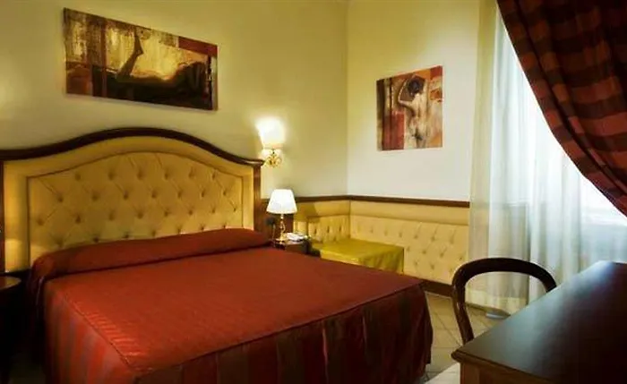 Pensión Dama Private 4*